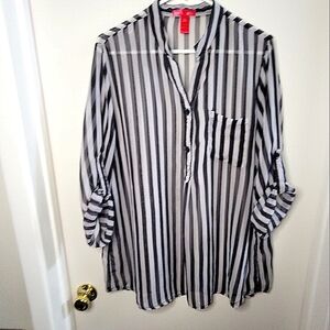 Mix & Co black and white vertical stripe sheer blouse with 3/4 sleeve 2XL.